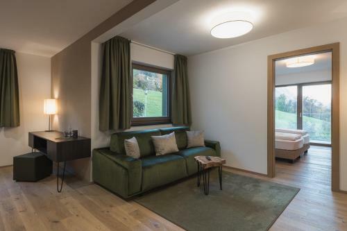 Oliven- & Genusshotel Hirzer