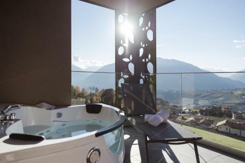 Oliven- & Genusshotel Hirzer