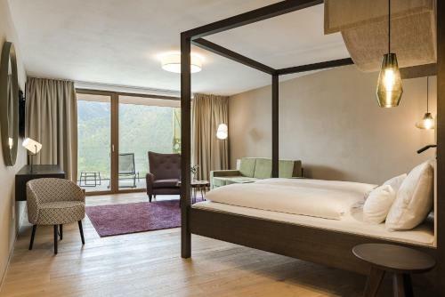 Oliven- & Genusshotel Hirzer