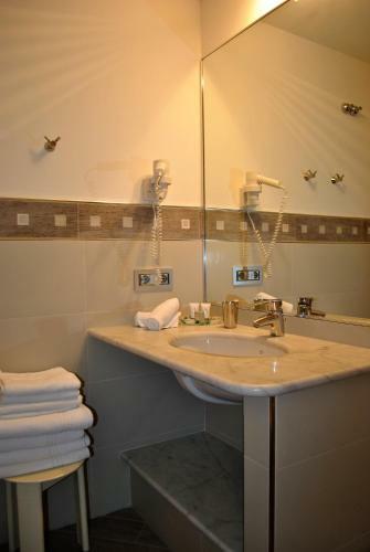 Aparthotel Hotel Residence Baiadelsole