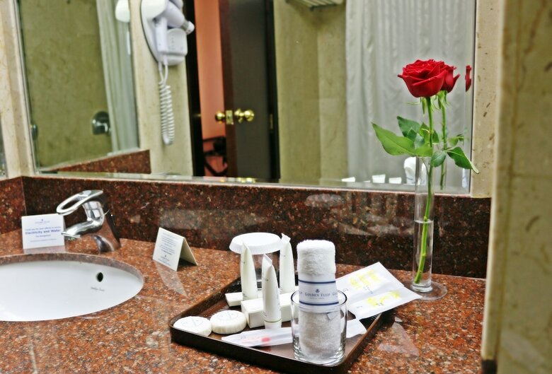 Hotel Golden Tulip Bahrain