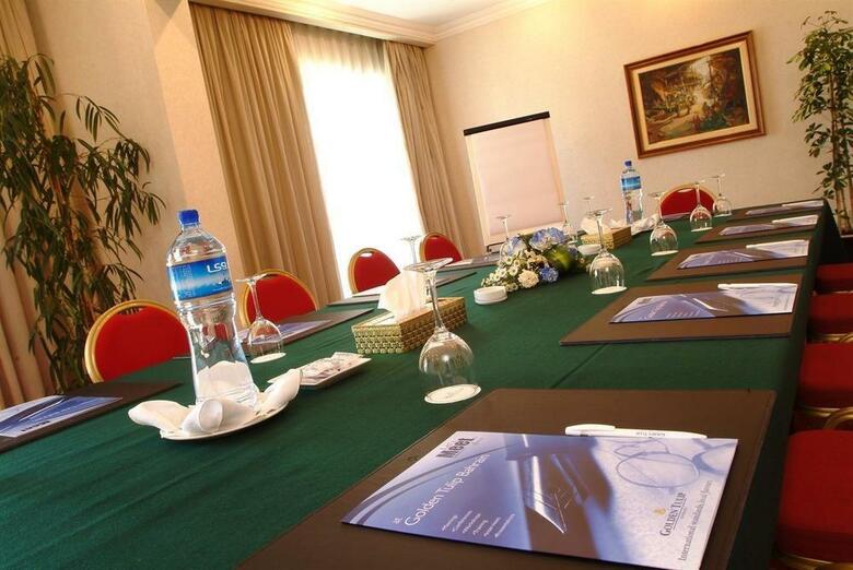 Hotel Golden Tulip Bahrain