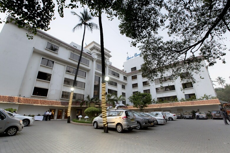 Hotel Sun-n-sand Mumbai