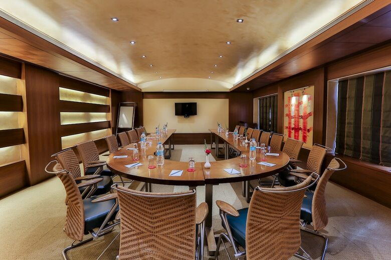 Hotel Sun-n-sand Mumbai