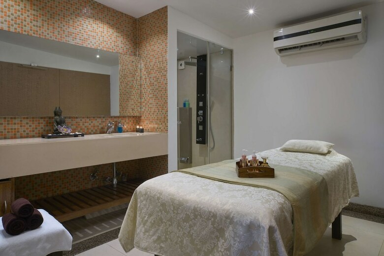 Hotel Phoenix Park Inn Resort