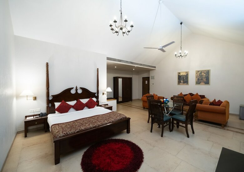 Hotel Neelam The Grand