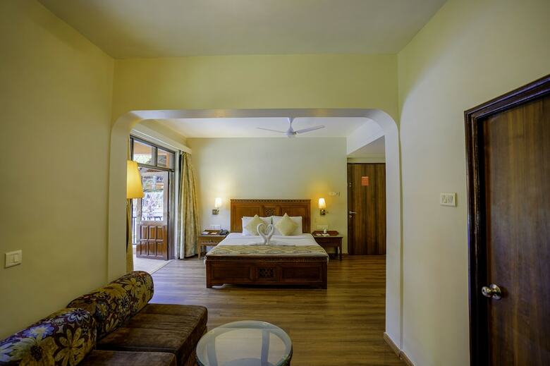 Hotel Neelam The Grand