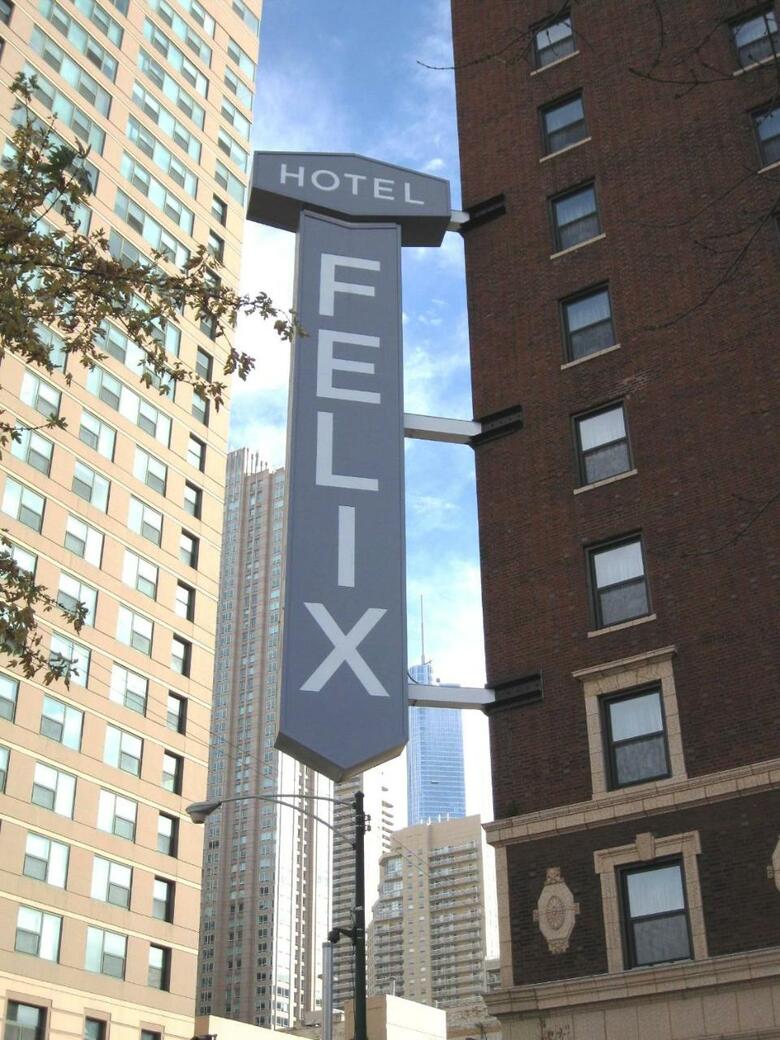 Hotel Felix Chicago