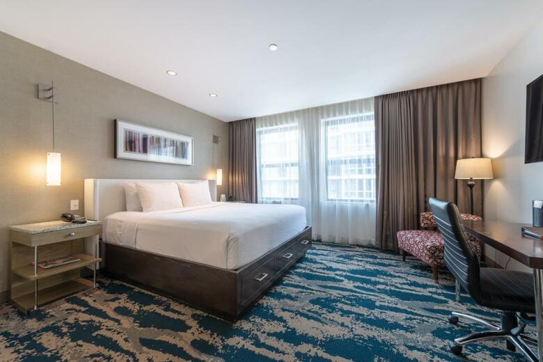 Hotel Felix Chicago