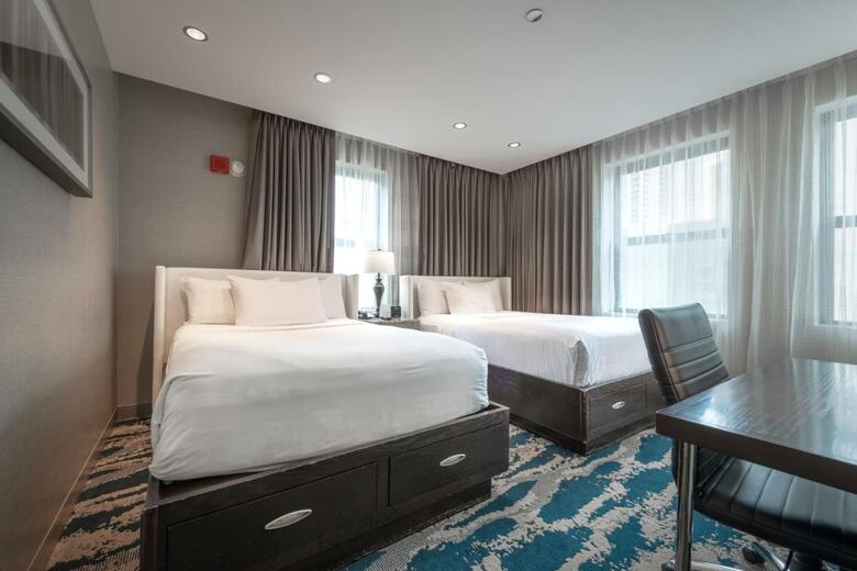 Hotel Felix Chicago