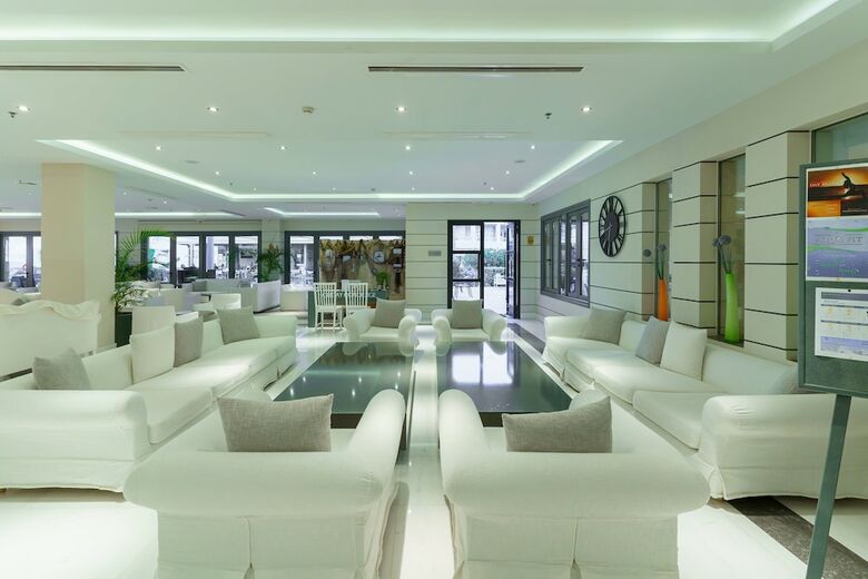 Hotel Aegean Pearl