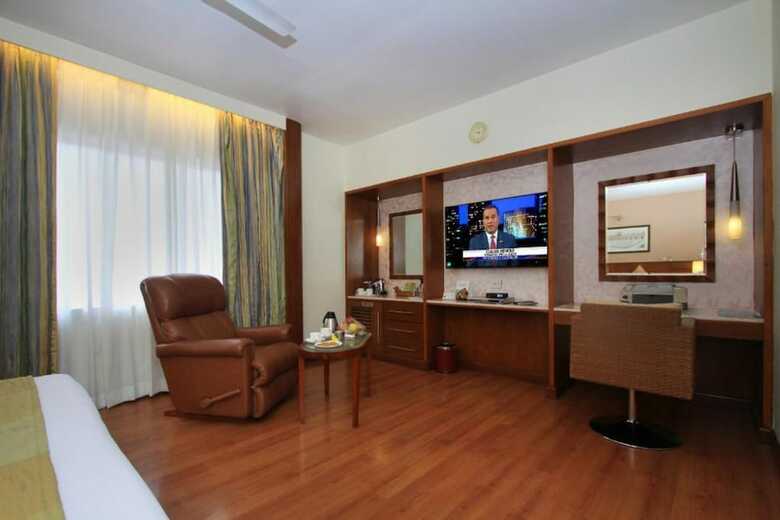 Nandhana Grand Hotel