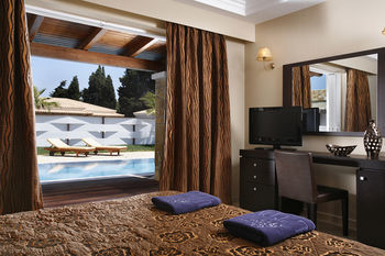 Hotel Olympia Golden Beach & Spa