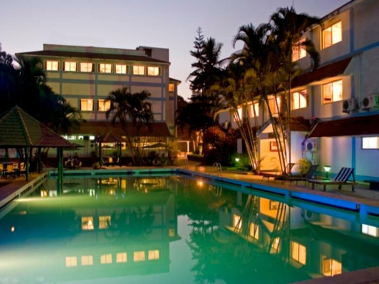 Hotel Ramanashree California Resort