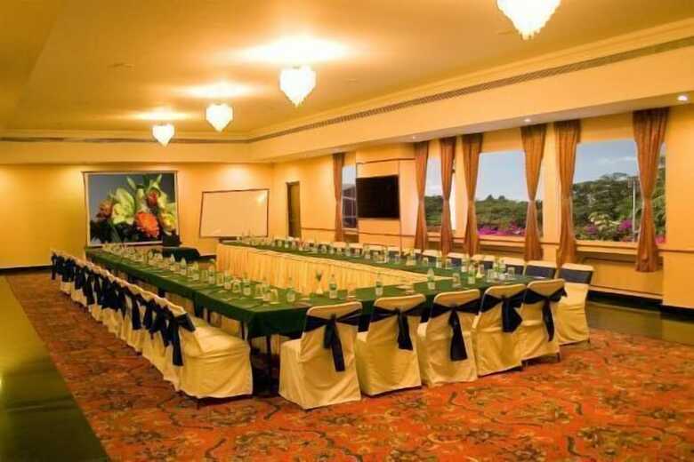 Hotel Ramanashree California Resort