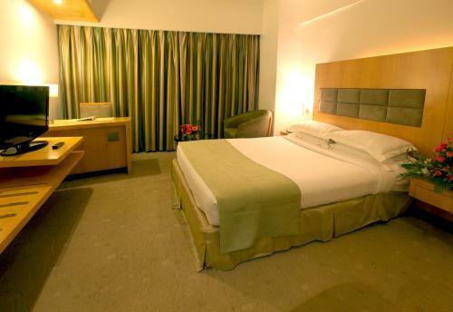 Hotel Peninsula Grand