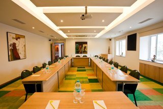 Lemon Tree Hotel East Delhi Mall