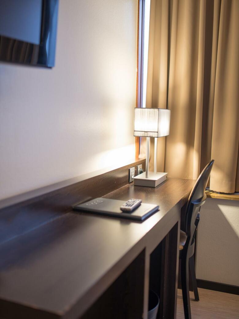 Hotel Floris Ustel Midi