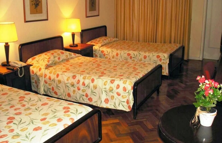 Hotel California Othon Classic