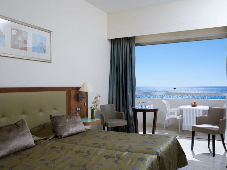 Hotel Atlantica Miramare Beach