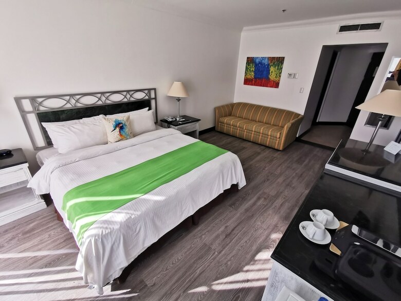 Hotel Wyndham San Jose Herradura