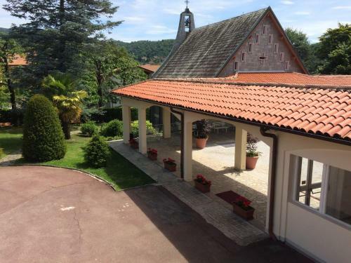 Hostal Centro Di Spiritualit� Maria Candida