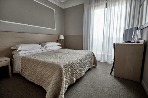 Rouge Hotel International