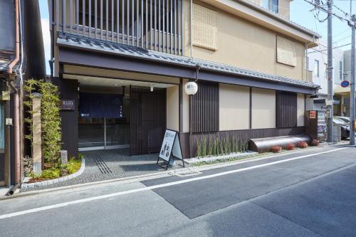 Hostal Rinn Shichijo Ohashi Bridge