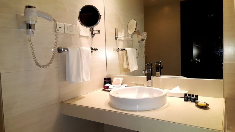 Hotel Royal Orchid Central Pune