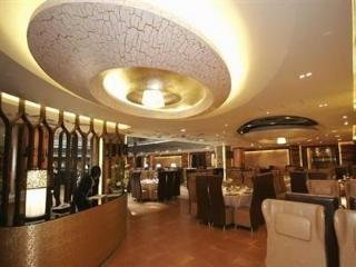 Hotel Dazhong Airport