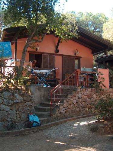 Camping Lacona Pineta