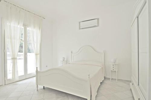 Baia Dei Mergoli Hotel