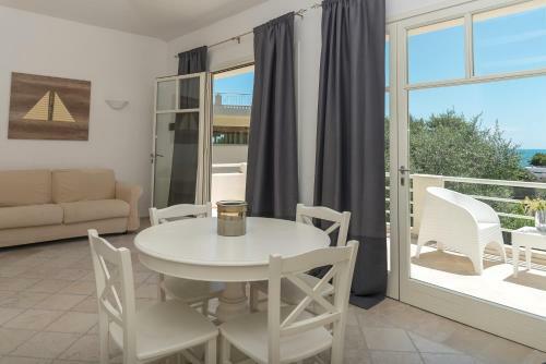 Baia Dei Mergoli Hotel
