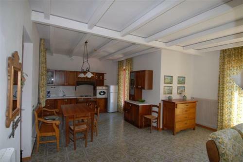 Villa's Apartments With Enchanting Lake View