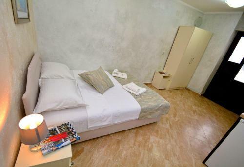 Cattaroom Apartments