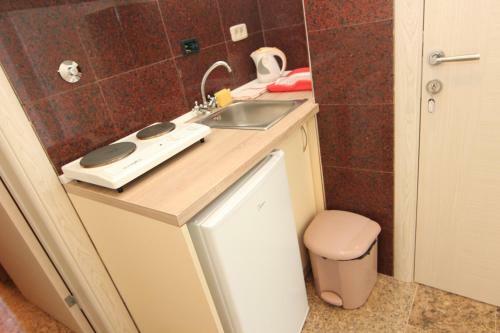 Hostal Guest House Dayana