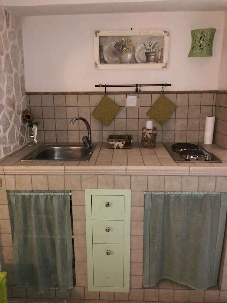 Bed & Breakfast La Grotta Del Re