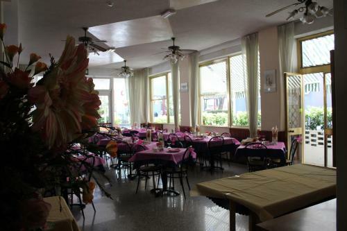 Hotel Rina