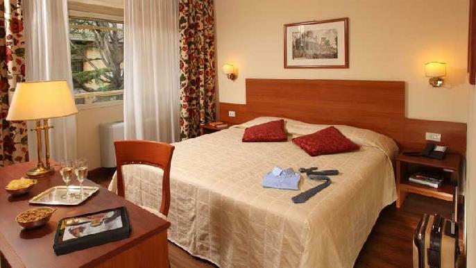 Hotel American Palace Eur