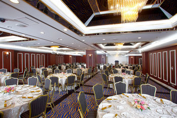 Hotel Plaza Osaka