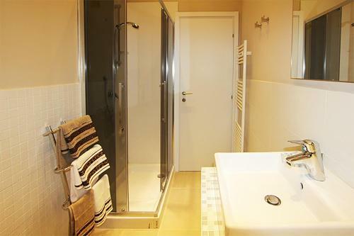 Hostal B&B Stazione Bologna