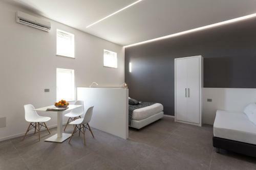 B&B Nostos