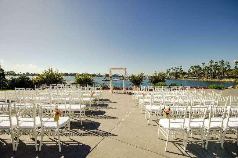 Hotel Paradise Point Resort And Spa