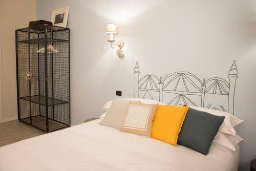 Hostal So&leo Guest House