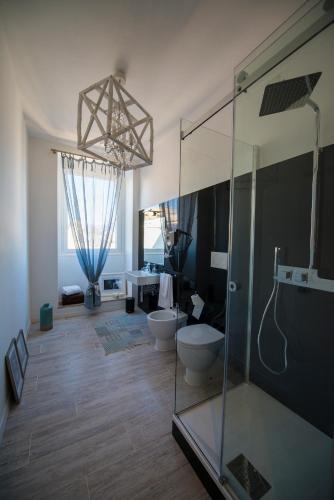 Hostal So&leo Guest House