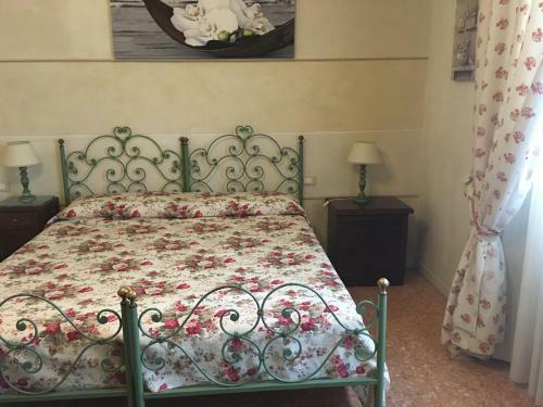 Hostal Affittacamere La Casa Di Ugo
