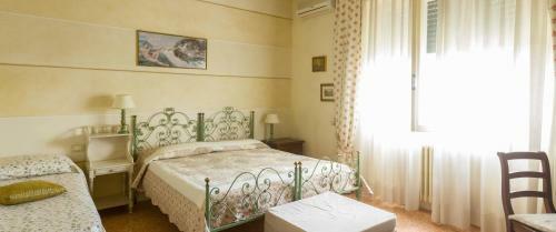 Hostal Affittacamere La Casa Di Ugo