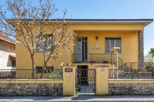 Hostal Affittacamere La Casa Di Ugo