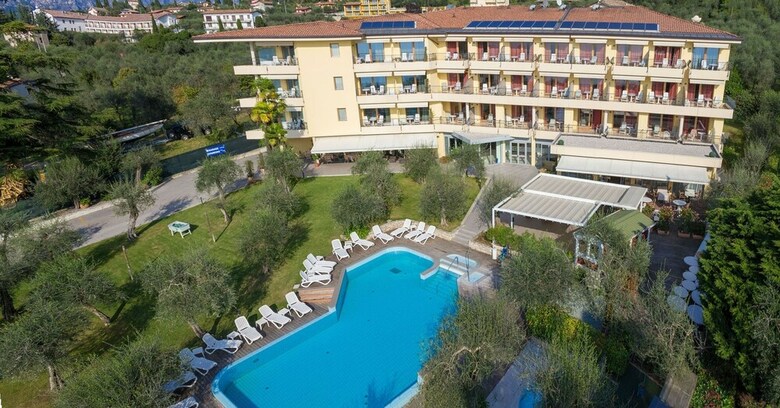 Hotel Baia Verde