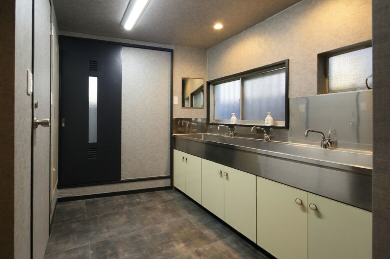 Hostal Ikidane House